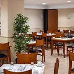 奥里韦拉普托雷维耶哈酒店 托雷维耶哈