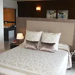 奥里韦拉普托雷维耶哈酒店 托雷维耶哈