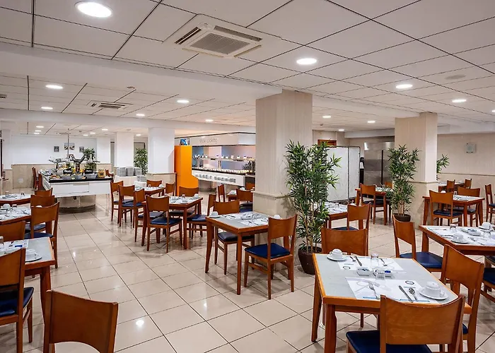 奥里韦拉普托雷维耶哈酒店 酒店